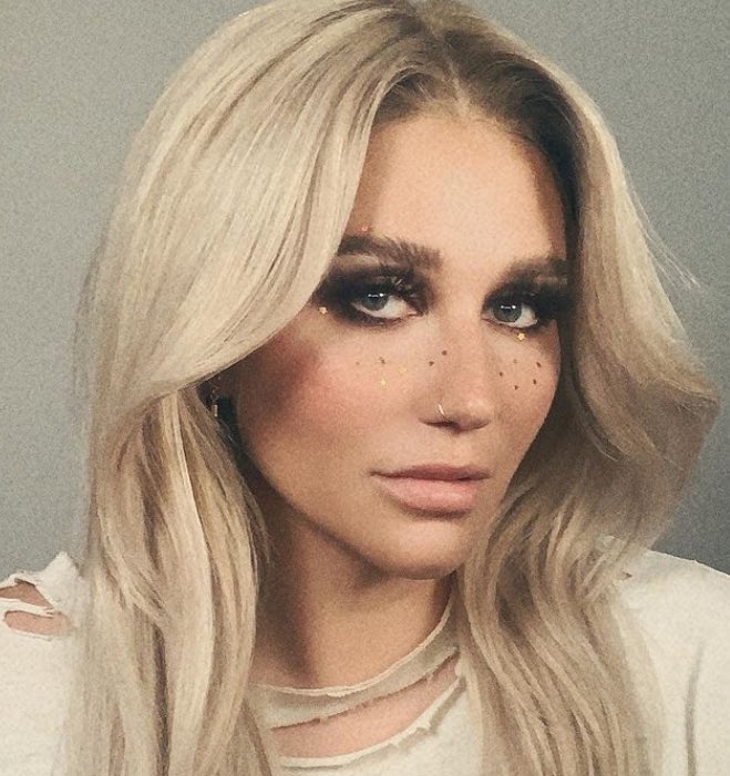 This day in music - Kesha